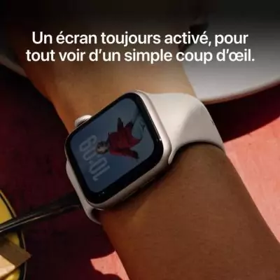 Apple Watch SE 3 GPS 40mm Starlight Aluminium - Sport Band M/L Profitez d'un boîtier en aluminium Starlight avec le bracelet Spo