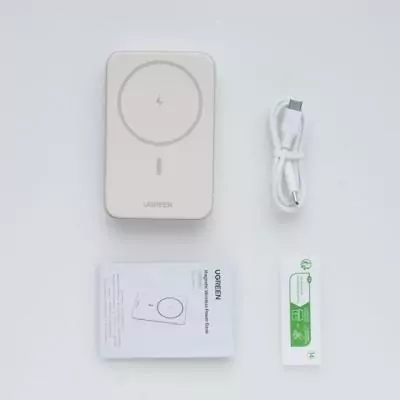 Batterie Externe UGREEN 10,000 mAh MagSafe 20W - Creme | Recharge Rapide