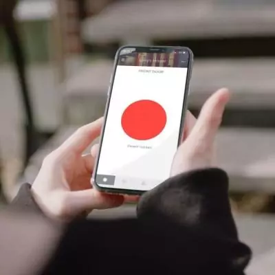 Pont WiFi Yale Connect - Accès à distance facile - Assistant Vocal - Prise 2 broches