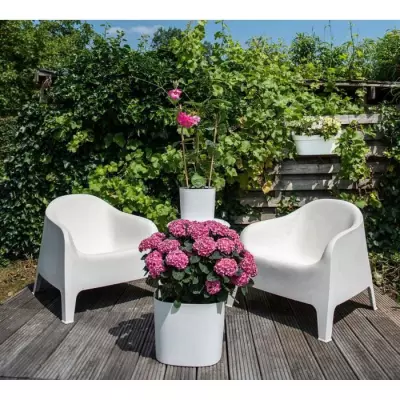 Pot avec réserve d'eau - GARDEN ID Respect - Blanc 20 x 20 cm Pot avec réserve d'eau - GARDEN ID Respect - Blanc 20 x 20 cm