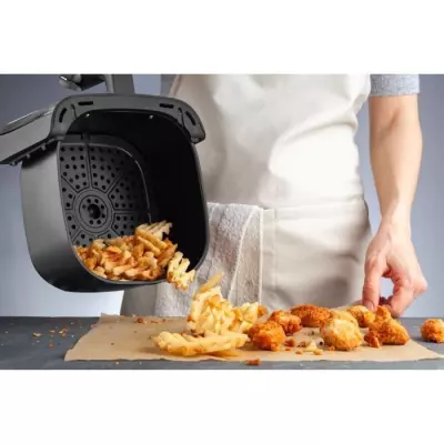 Friteuse sans huile ARTHUR MARTIN - Airfryer 5 L 1400W - Écran tactile - 7 pré-réglages - Noir