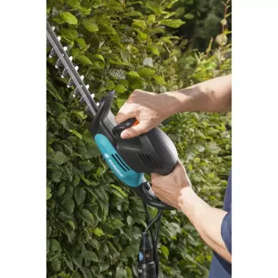 Taille-haies électrique GARDENA EasyCut 500/55 - Puissant et pratique