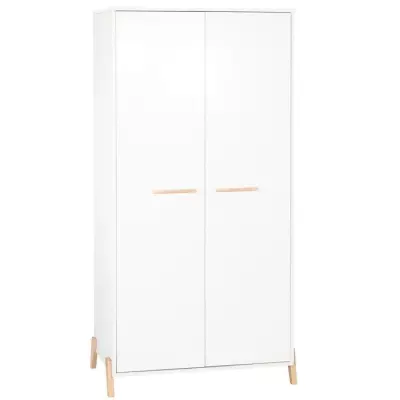 Armoire bébé Joy Naturel Blanche - Made in France - Sur pieds bois - 2 portes Armoire bébé Joy Naturel Blanche - Made in France - Sur pieds bois - 2 portes