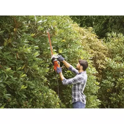 Taille-haie électrique 500W Black+Decker BEHTS301-QS - Lame 50 cm - 2 Poignées