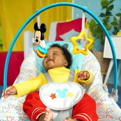 Transat évolutif pour bébé Disney Mickey My Best Friend - Vibrations automatiques