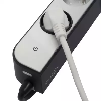 Prise multiprise CHACON 5 prises 16A avec USB - 1,5m cable blanc/gris