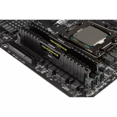 Mémoire RAM CORSAIR Vengeance LPX DDR4 16GB - Noir