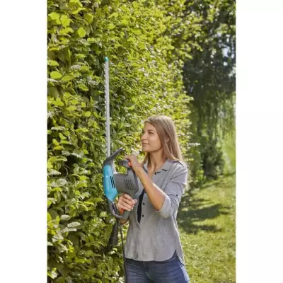 Taille-haies électrique GARDENA - EasyCut 420/45 - Puissant et précis!