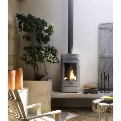 Poêle à bois INVICTA Cassine - Puissance optimale 10 kW - Fabriqué en France