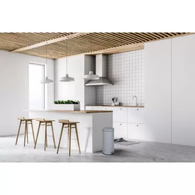 Poubelle de cuisine à pédale URBAN 30L - Design urbain et pratique
