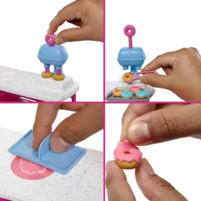 Barbie Pâtisserie Malibu avec 18 accessoires - Coffret poupée HJY19