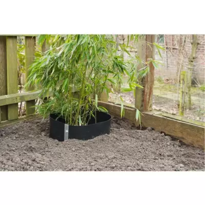 Barrière anti-racine HDPE noire 0,7 x 3 m - Préservez vos espaces verts