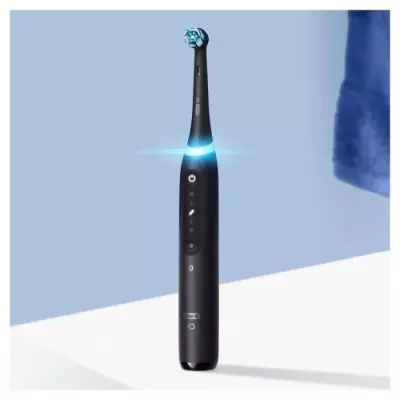 Oral-B iO 5: Lot de 2 Brosses à Dents Électriques Noire et Blanche