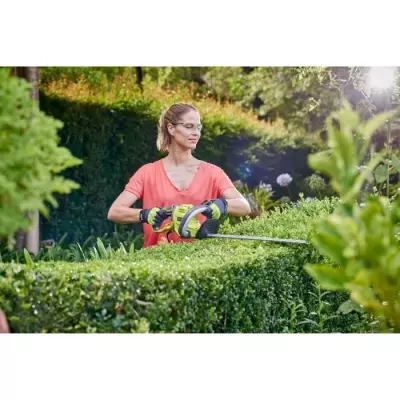 Taille-haies RYOBI 500W - lames 50cm - écartement 22mm
