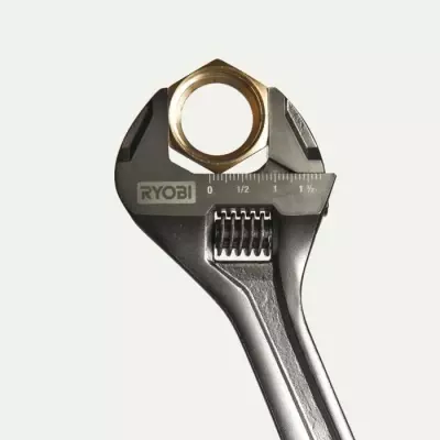 Clé à molette ajustable RYOBI - ouverture 250 mm