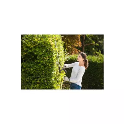 Taille-haies RYOBI 550W: lames 55cm, écartement 26mm