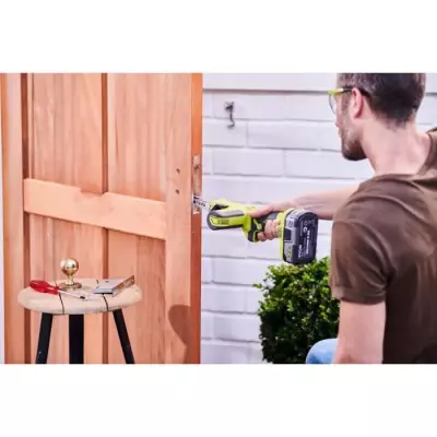 Ponceuse à bande RYOBI 18V ONE+ - Compacte et puissante