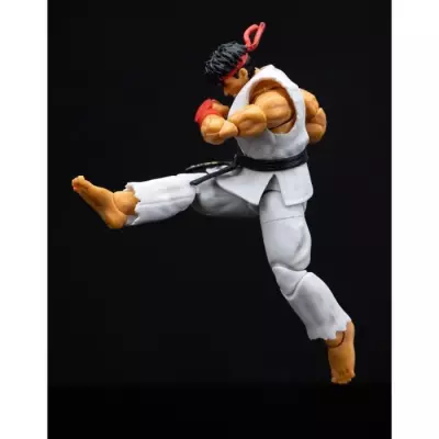 Figurine Ryu Street Fighters Jada 15cm: Articulée et réaliste!