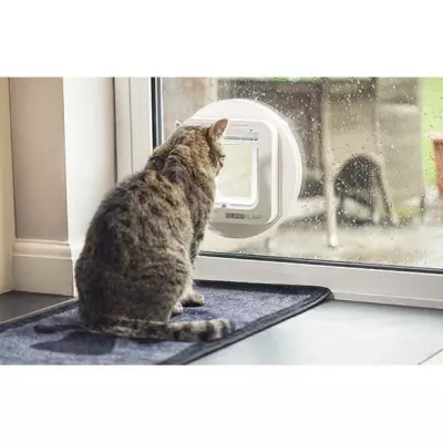 CHATIÈRE POUR CHAT : SUREFLAP à puce électronique - Blanc - 142 mm x 120 mm