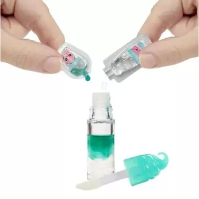 Yummiland Poupée + Gloss - Réglisse - Susie: Fun et gourmandise en un seul produit