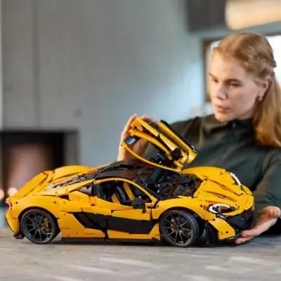 Construisez votre propre hypercar avec le LEGO Technic 42172 McLaren P1