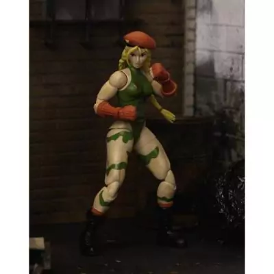 Figurine Cammy articulée en métal - 15 cm - A partir de 8 ans