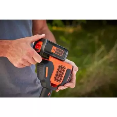 Découvrez le BLACK+DECKER Coupe-Bordures 33cm Sans Fil - Puissant et Pratique Découvrez le BLACK+DECKER Coupe-Bordures 33cm Sans Fil - Puissant et Pratique