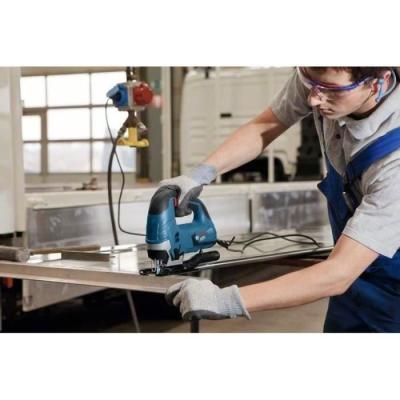 Scie sauteuse Bosch GST 90 BE: puissante et précise