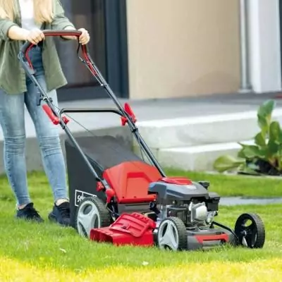 Tondeuse thermique autotractée 4 en 1 - Plus responsable et facilement réparable