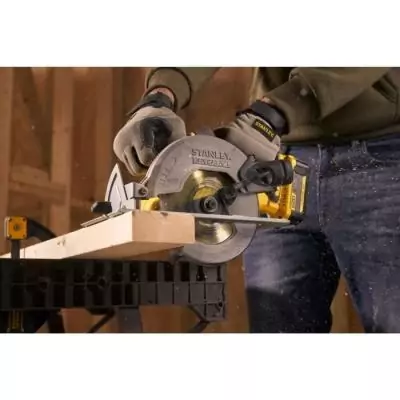Scie Circulaire STANLEY FATMAX V20 165mm - 2 Batteries 4Ah