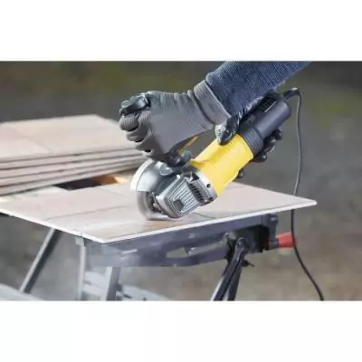 Meuleuse STANLEY FATMAX 850W - Compacte et Puissante Meuleuse STANLEY FATMAX 850W - Compacte et Puissante