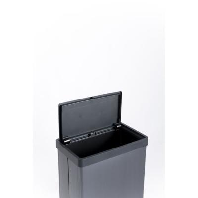 Poubelle sur pieds VERTO CURVER - Ouverture touch - 54 L - Bleu perle