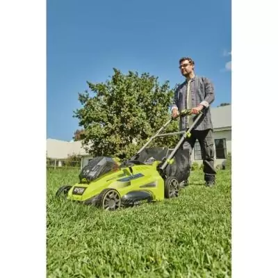 Tondeuse sans fil RYOBI 36V MAXPOWER Power Assist™ - Ø 46 cm - Batterie 5 Ah & charg.