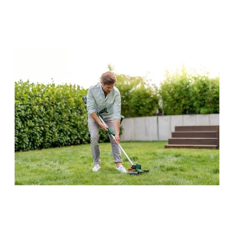 Coupe-bordures Bosch UniversalGrassCut 18-260 - Performant et compact
