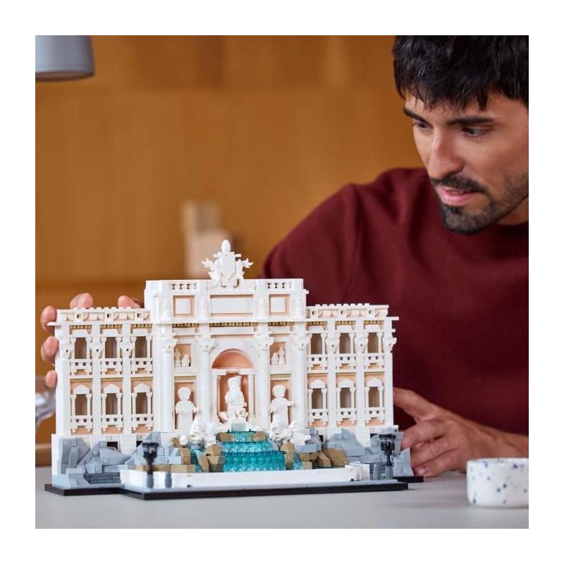 LEGO Architecture 21062 La fontaine de Trevi - Rome en 52x39x11 cm