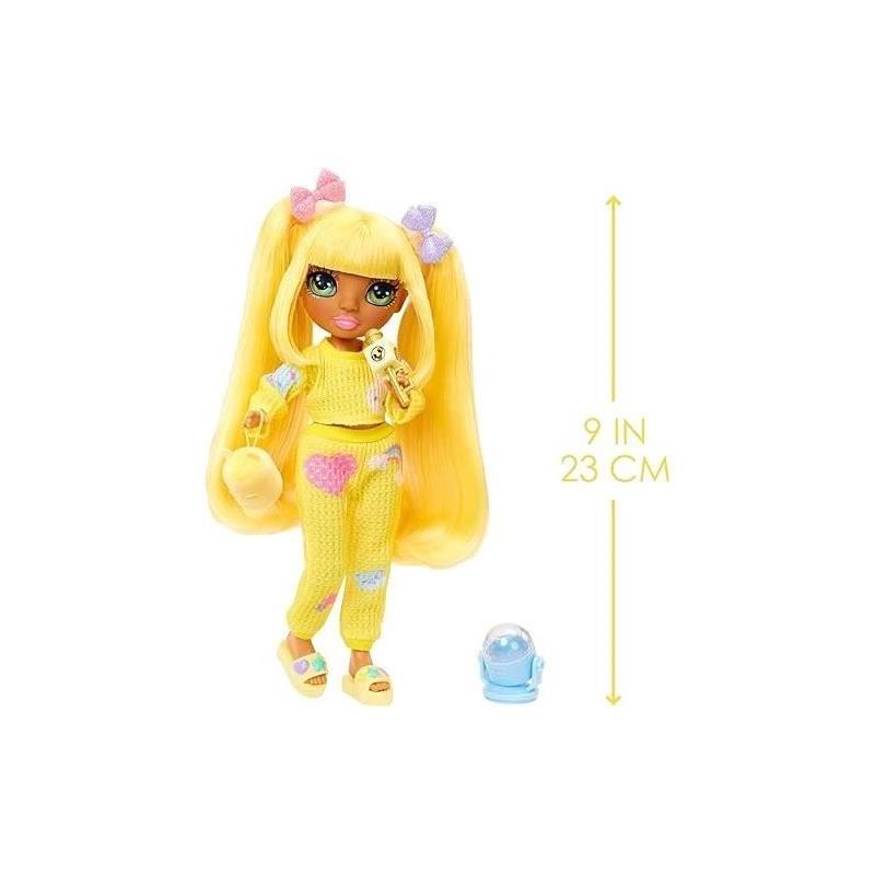 Pyjama Party Sunny : Poupée articulée 22 cm avec accessoires