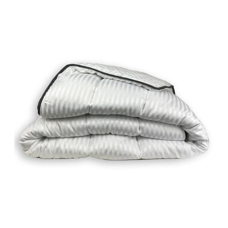 Couette chaude Confort Hôtelier 240x260 cm: Qualité et Confort
