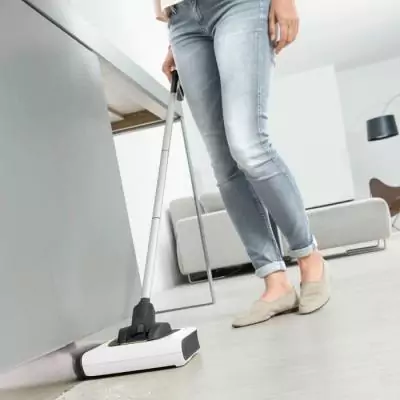 Balai électrique sans fil KARCHER KB 5 - Compact et léger Balai électrique sans fil KARCHER KB 5 - Compact et léger