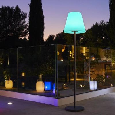Lampadaire sans fil Lumisky Standy - Pied métal - LED multicolore - H150 cm