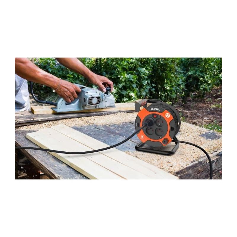 Enrouleur QUARX Bricolage 15m - Compact et Sécurisé