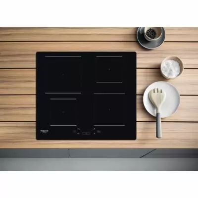 Hotpoint HQ 5660S NE Noir Intégré 59 cm Plaque avec zone à induction 4 zone(s)