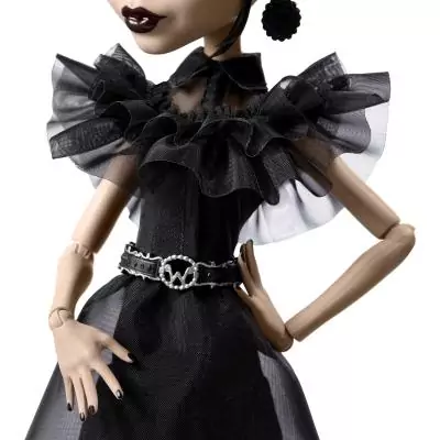 Monster High – Poupée Mercredi Addams En Tenue De Bal