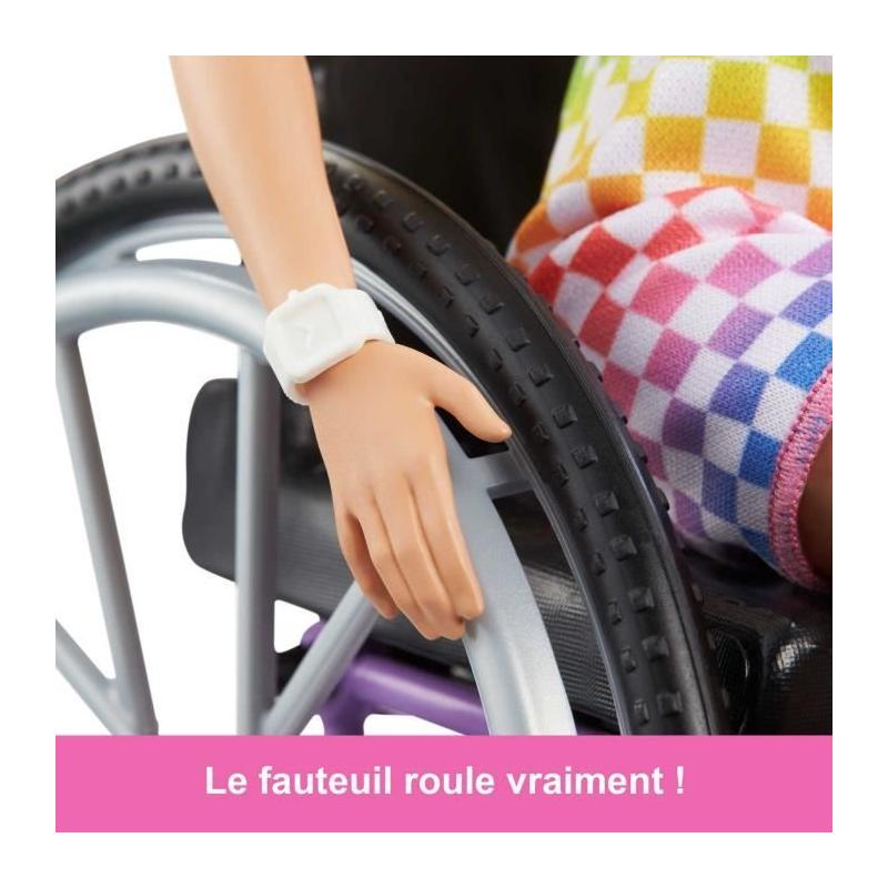 Barbie Fashionistas HJT13 avec fauteuil roulant - Poupée 