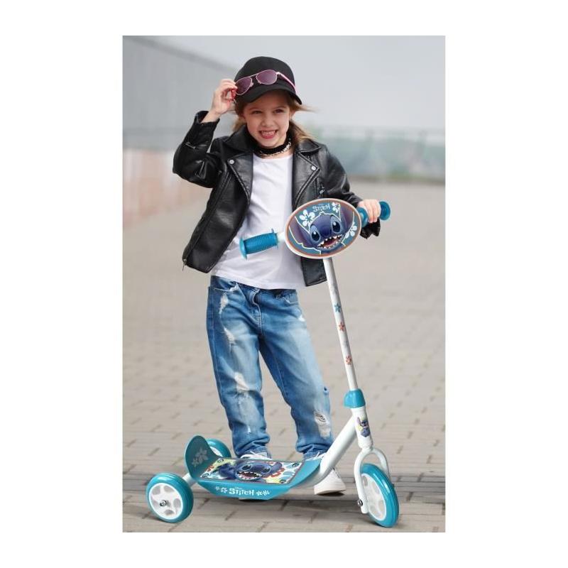 Trottinette 3 Roues Disney Stitch - Ajustable et Antidérapante