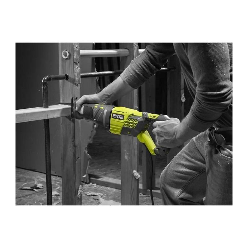 Scie sabre RYOBI 1 200W - 3 000 cp/min - 200 mm bois - anti-vibration