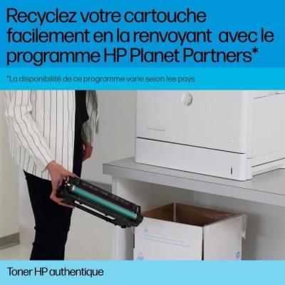 La tondeuse thermique autotractée PML53-225S de la marque SCHEPPACH est un outil puissant et efficace pour entretenir votre jard