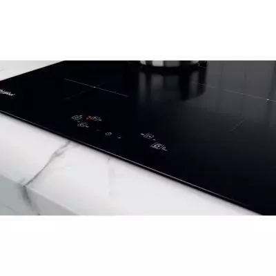 Whirlpool Plaque de cuisson induction 3 feux - WSQ1160NE -