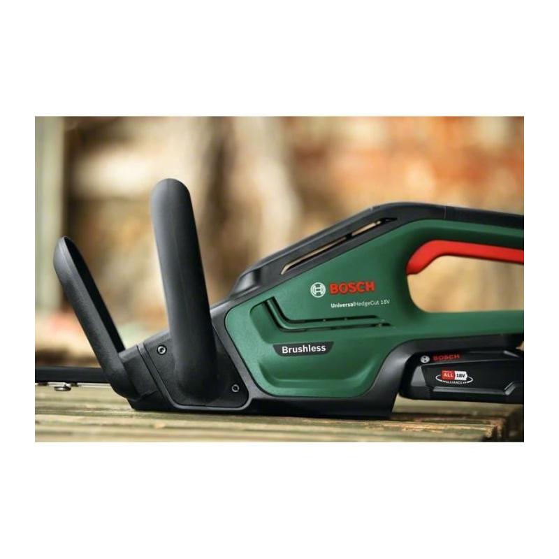 Taille-haies Bosch - UniversalHedgeCut 18V-55 (2 batteries et 1 chargeur)