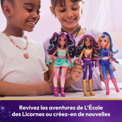 Découvrez la Poupée Spin Master Poupee 24 cm Isabel de l'Académie Licorne