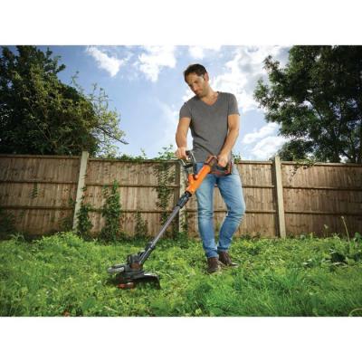Coupe-bordure sans fil BLACK+DECKER - STC1820PCB-XJ - Performant